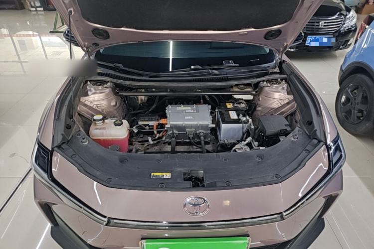 Used Toyota bZ3 2023 616 km Long-Range Premium Engine Bay