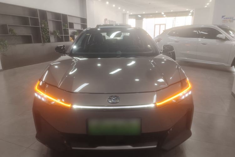 Used Toyota bZ3 2023 616 km Long-Range Premium Exterior 1