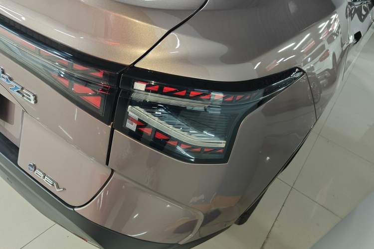 Used Toyota bZ3 2023 616 km Long-Range Premium Exterior 6