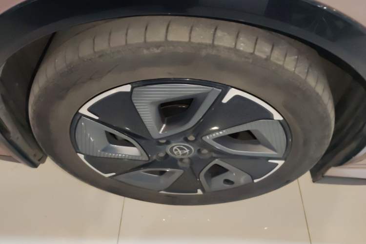 Used Toyota bZ3 2023 616 km Long-Range Premium Exterior 7