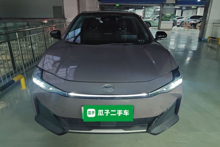Used Toyota bZ3 2023 616 km Long-Range Premium Front