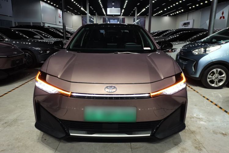 Used Toyota bZ3 2023 616 km Long-Range Premium Front