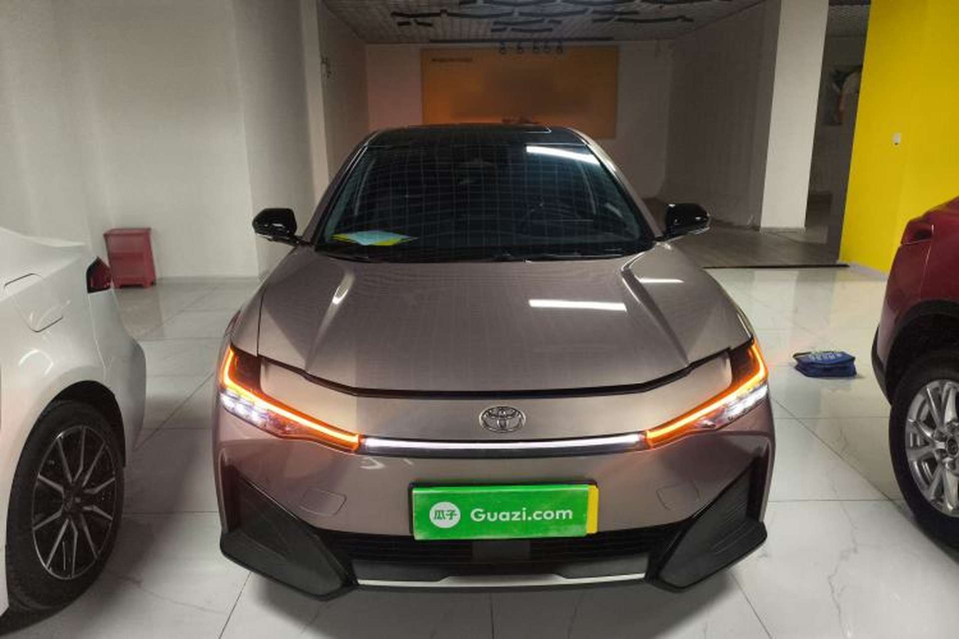 Used Toyota bZ3 2023 616 km Long-Range Premium Front