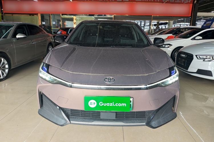 Used Toyota bZ3 2023 616 km Long-Range Premium Front