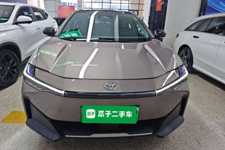 Used Toyota bZ3 2023 616 km Long-Range Premium Front