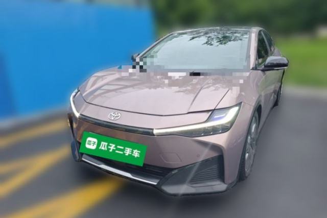 Used Toyota bZ3 2023 616 km Long-Range Premium