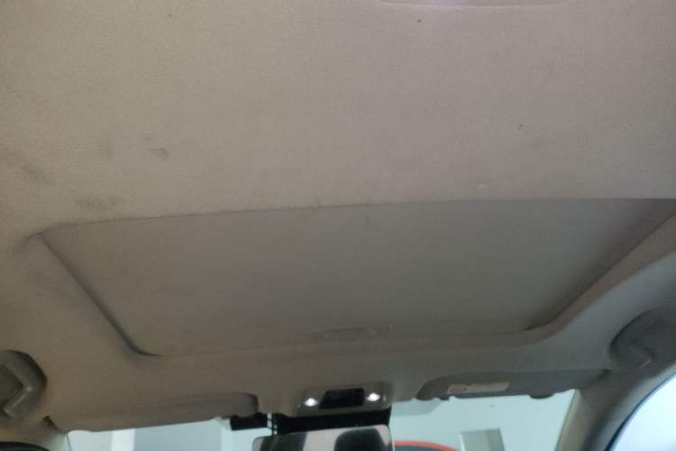 Used Toyota bZ3 2023 616 km Long-Range Premium Headliner