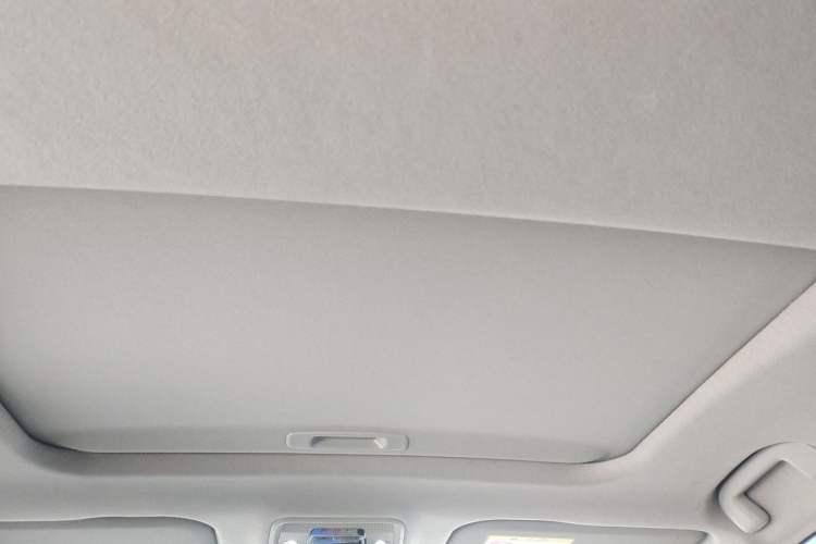 Used Toyota bZ3 2023 616 km Long-Range Premium Headliner