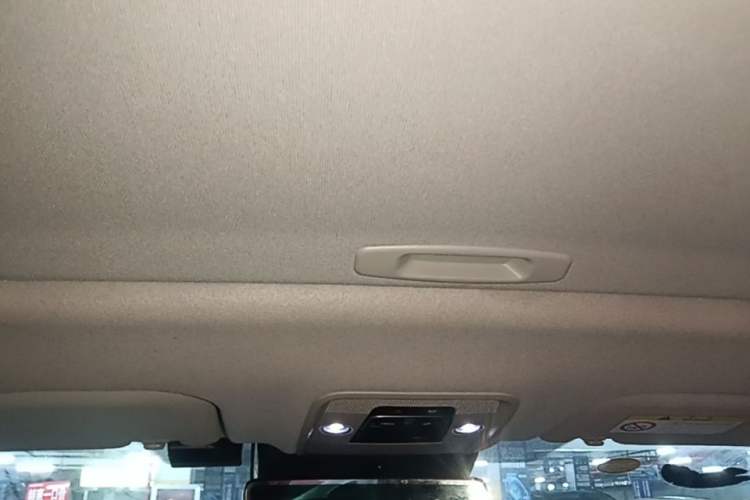 Used Toyota bZ3 2023 616 km Long-Range Premium Headliner