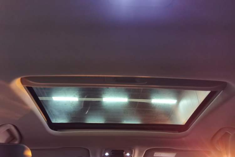 Used Toyota bZ3 2023 616 km Long-Range Premium Headliner