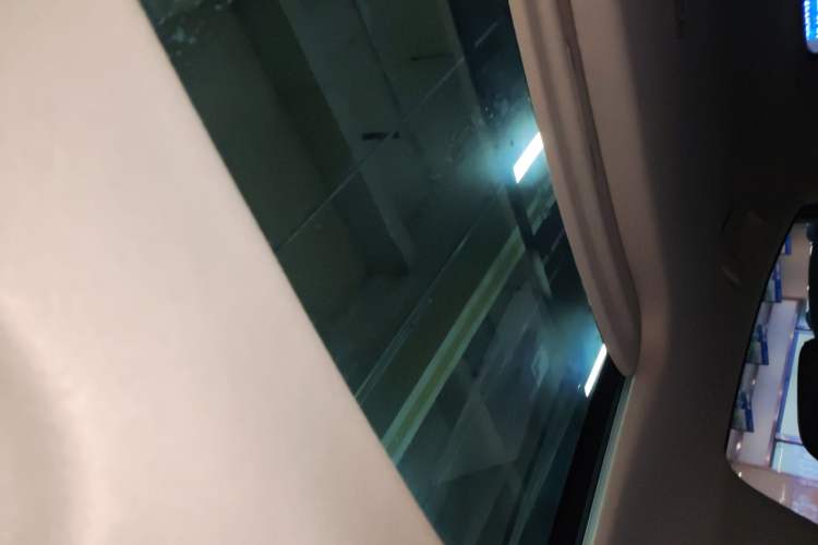 Used Toyota bZ3 2023 616 km Long-Range Premium Headliner