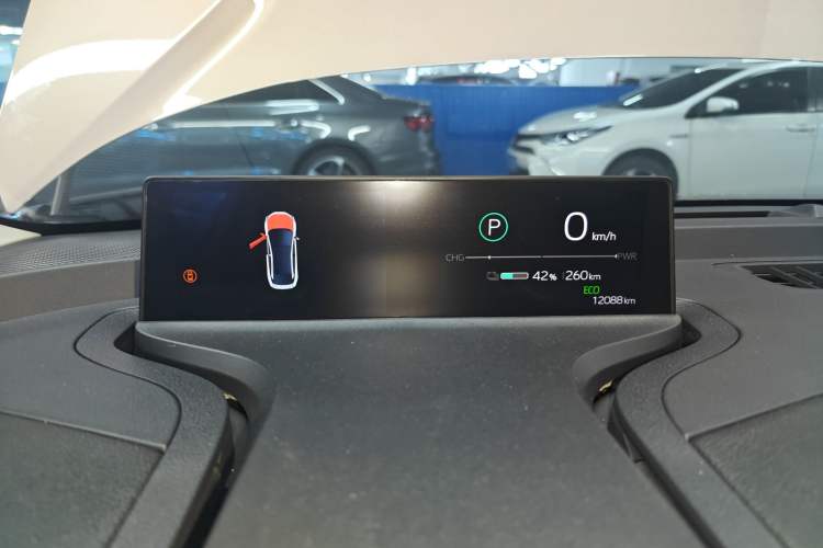 Used Toyota bZ3 2023 616 km Long-Range Premium Instrument Cluster
