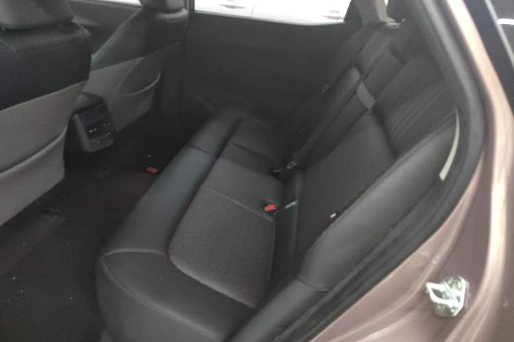 Used Toyota bZ3 2023 616 km Long-Range Premium Interior 1
