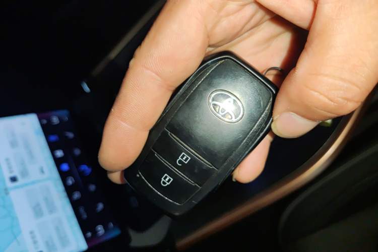 Used Toyota bZ3 2023 616 km Long-Range Premium Interior 1