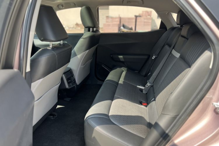 Used Toyota bZ3 2023 616 km Long-Range Premium Interior 4