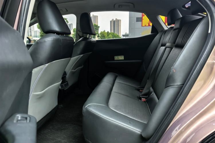 Used Toyota bZ3 2023 616 km Long-Range Premium Interior 8