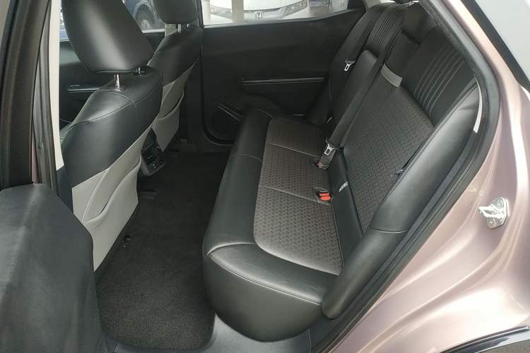 Used Toyota bZ3 2023 616 km Long-Range Premium Left Rear Seat