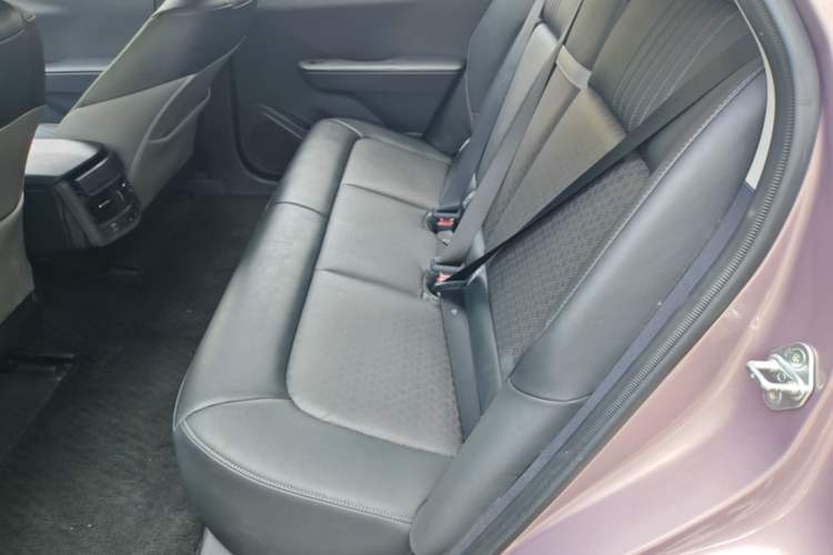 Used Toyota bZ3 2023 616 km Long-Range Premium Left Rear Seat