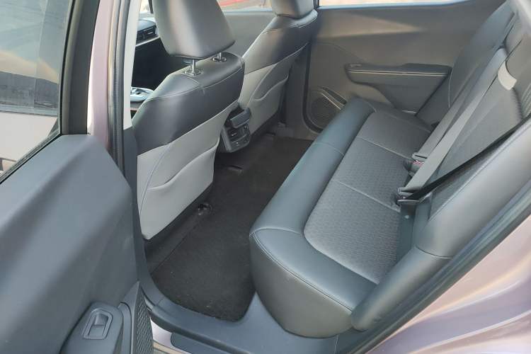 Used Toyota bZ3 2023 616 km Long-Range Premium Left Rear Seat