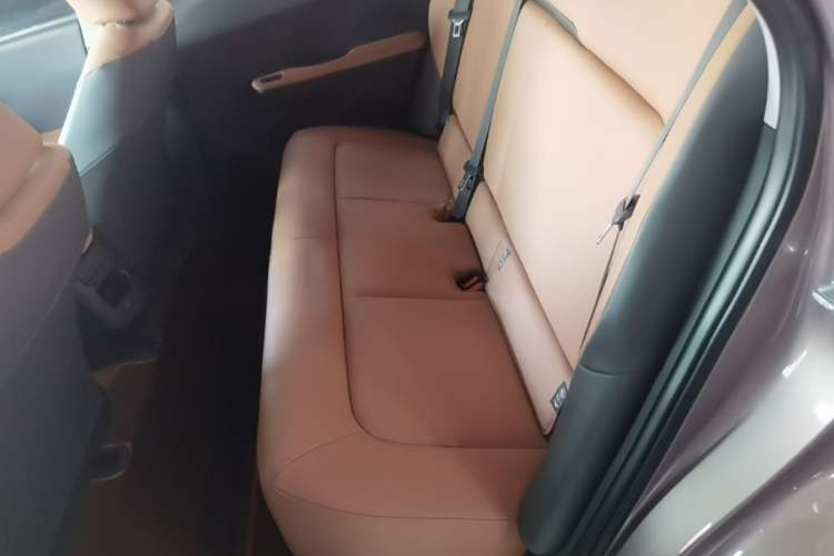 Used Toyota bZ3 2023 517 km Elite PRO Left Rear Seat