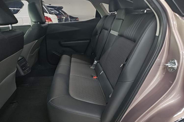 Used Toyota bZ3 2023 616 km Long-Range Premium Left Rear Seat