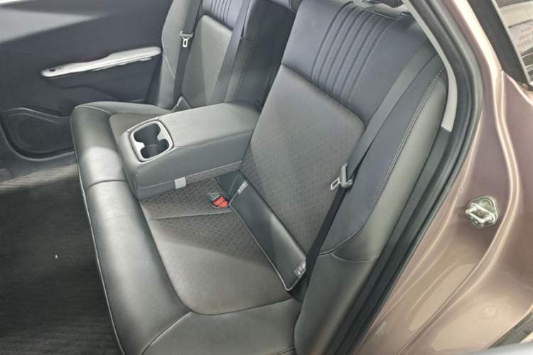 Used Toyota bZ3 2023 616 km Long-Range Premium Left Rear Seat