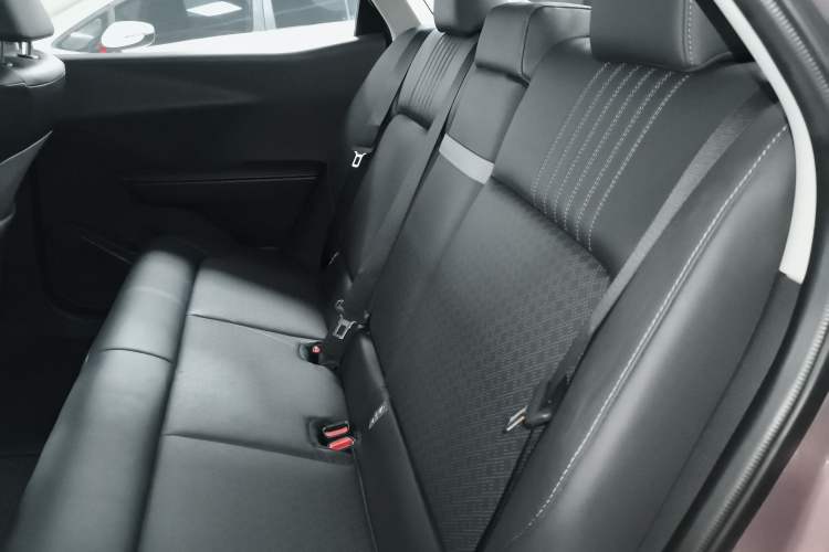 Used Toyota bZ3 2023 616 km Long-Range Premium Left Rear Seat
