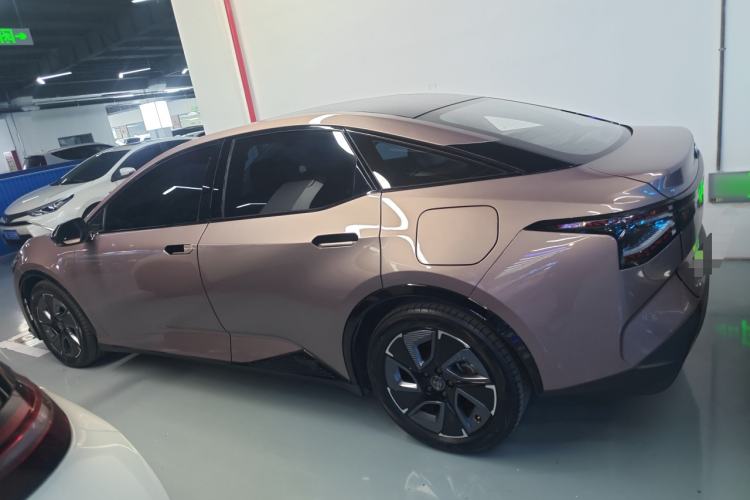 Used Toyota bZ3 2023 616 km Long-Range Premium Left Side