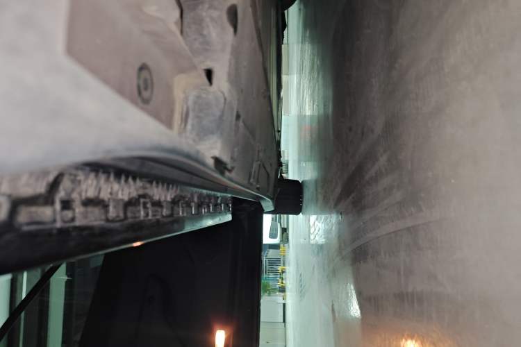 Used Toyota bZ3 2023 616 km Long-Range Premium Left Side Sill