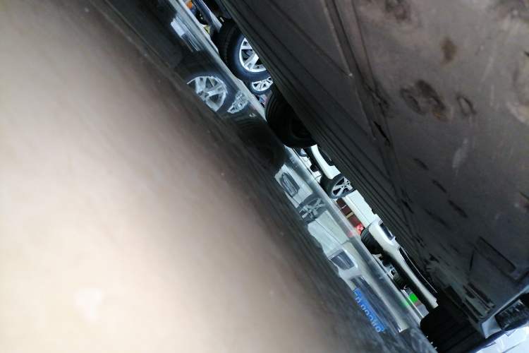 Used Toyota bZ3 2023 616 km Long-Range Premium Left Side Sill