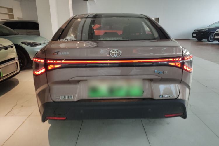 Used Toyota bZ3 2023 616 km Long-Range Premium Rear