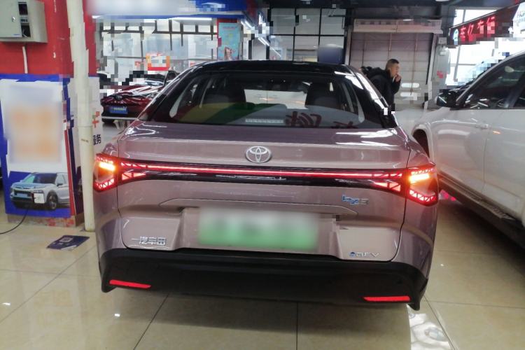 Used Toyota bZ3 2023 616 km Long-Range Premium Rear