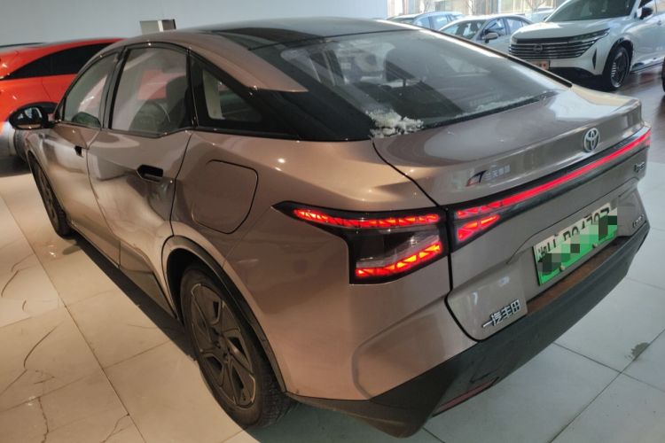 Used Toyota bZ3 2023 616 km Long-Range Premium Rear Left 45 Deg