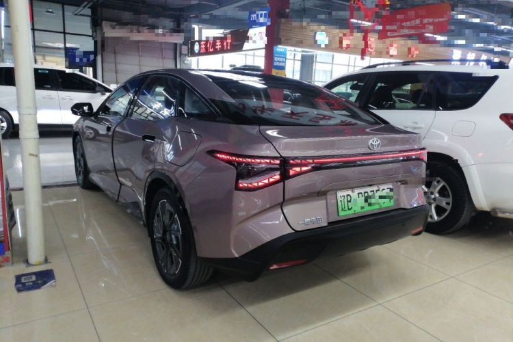 Used Toyota bZ3 2023 616 km Long-Range Premium Rear Left 45 Deg