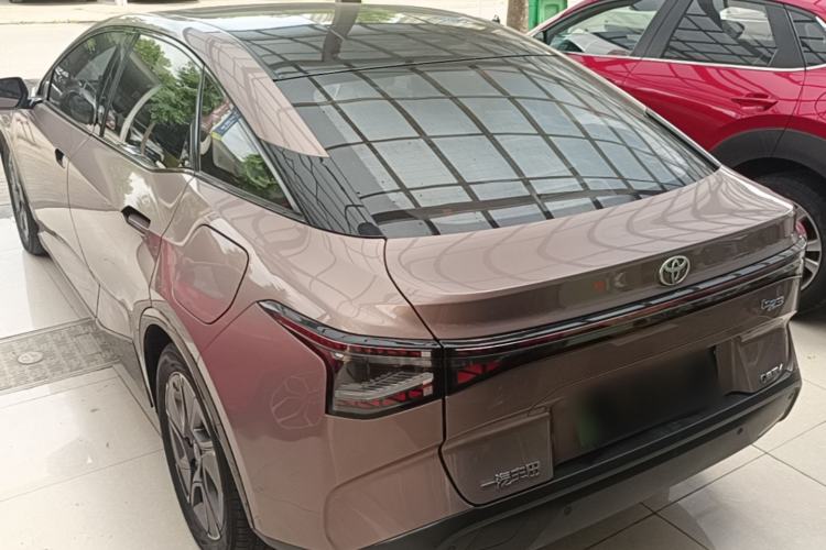 Used Toyota bZ3 2023 616 km Long-Range Premium Rear Left 45 Deg