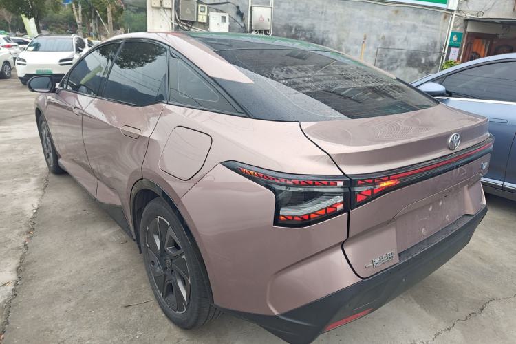 Used Toyota bZ3 2023 616 km Long-Range Premium Rear Left 45 Deg