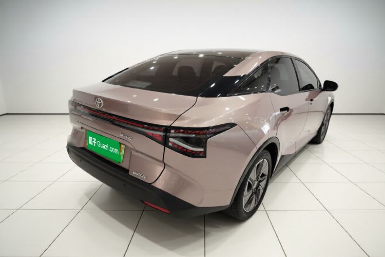 Used Toyota bZ3 2023 616 km Long-Range Premium Rear Right 45 Deg