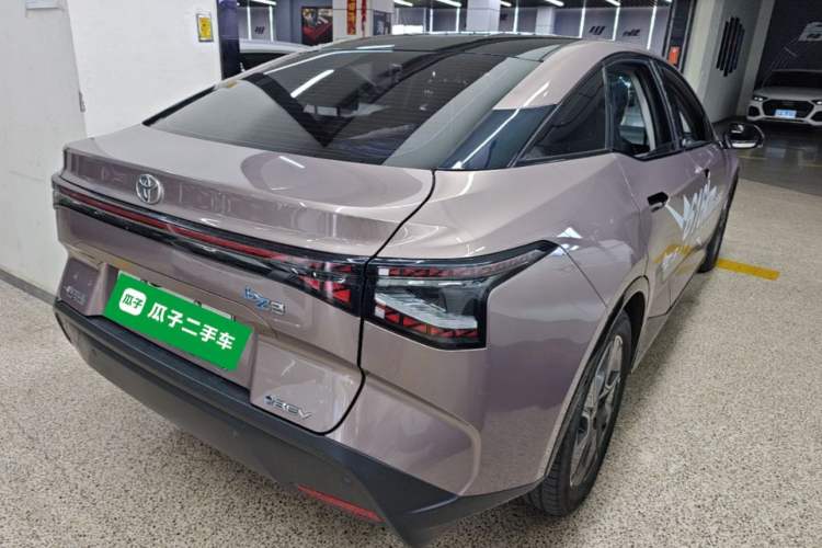 Used Toyota bZ3 2023 616 km Long-Range Premium Rear Right 45 Deg