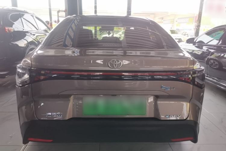 Used Toyota bZ3 2023 517 km Elite PRO Rear