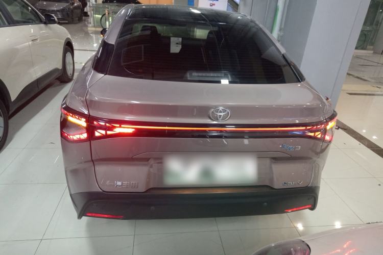 Used Toyota bZ3 2023 616 km Long-Range Premium Rear