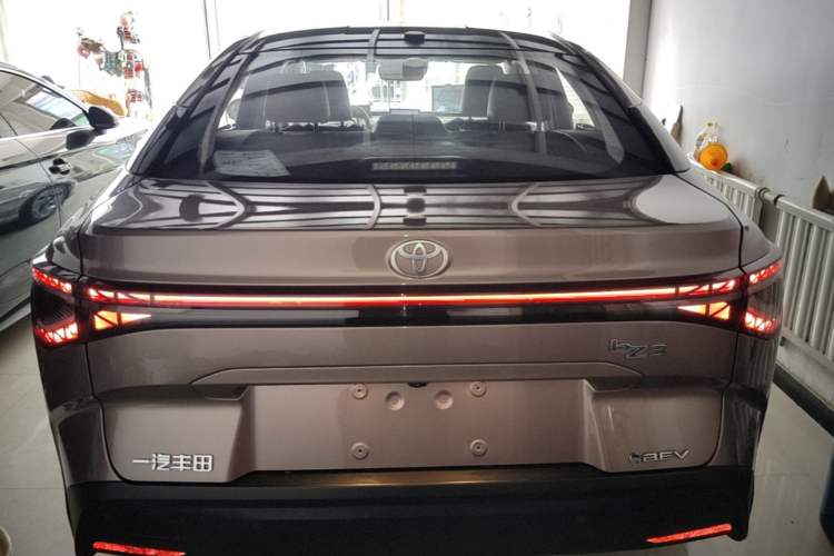 Used Toyota bZ3 2023 616 km Long-Range Premium Rear