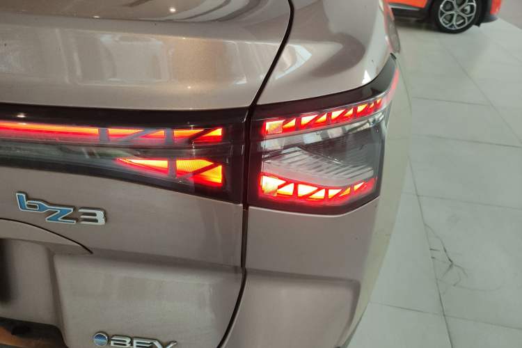 Used Toyota bZ3 2023 616 km Long-Range Premium Right Rear Taillight