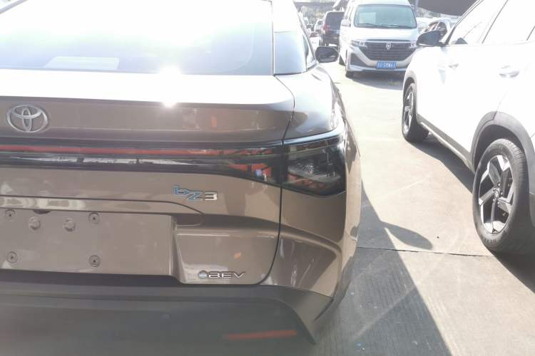 Used Toyota bZ3 2023 616 km Long-Range Premium Right Rear Taillight