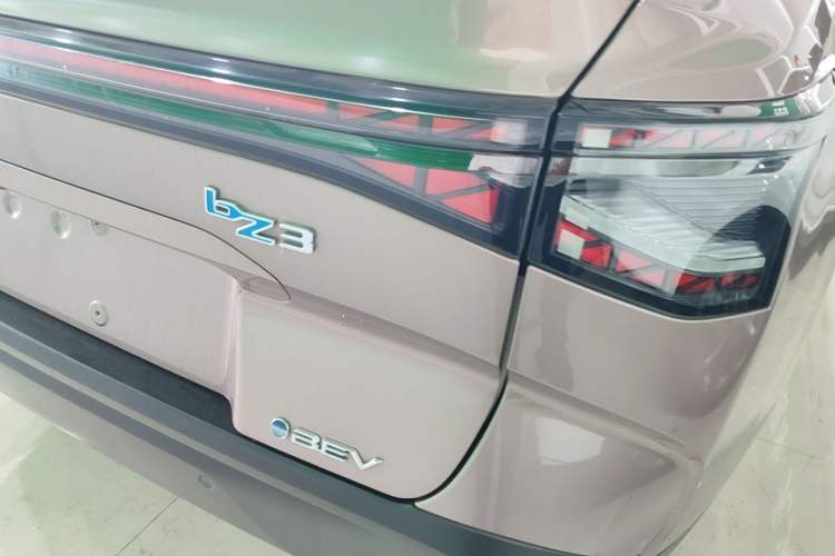 Used Toyota bZ3 2023 616 km Long-Range Premium Right Rear Taillight