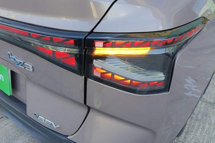 Used Toyota bZ3 2023 616 km Long-Range Premium Right Rear Taillight