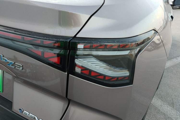 Used Toyota bZ3 2023 616 km Long-Range Premium Right Rear Taillight