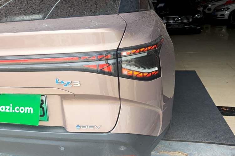 Used Toyota bZ3 2023 616 km Long-Range Premium Right Rear Taillight