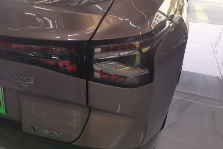 Used Toyota bZ3 2023 517 km Elite PRO Right Rear Taillight