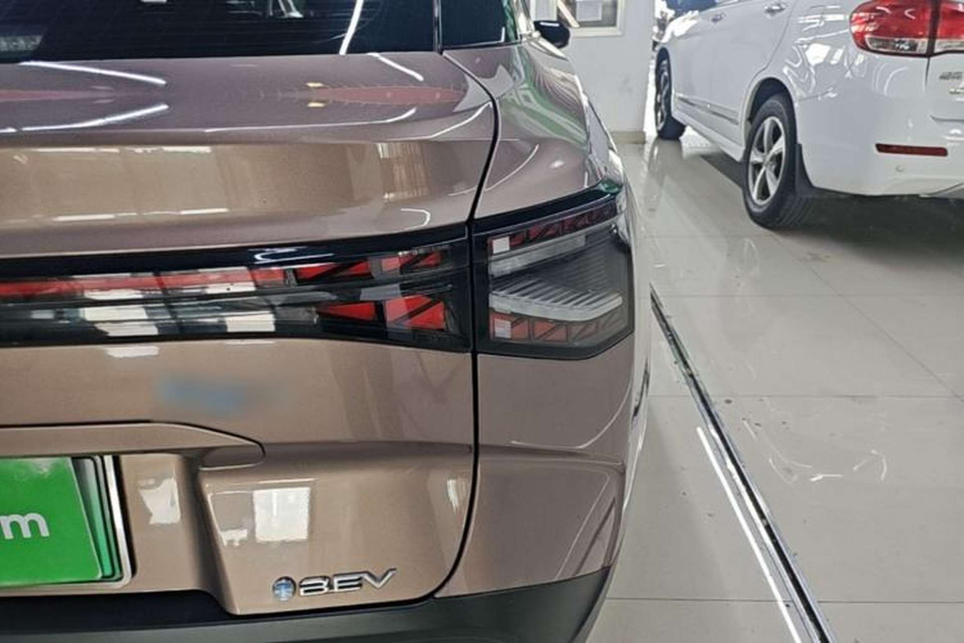 Used Toyota bZ3 2023 616 km Long-Range Premium Right Rear Taillight