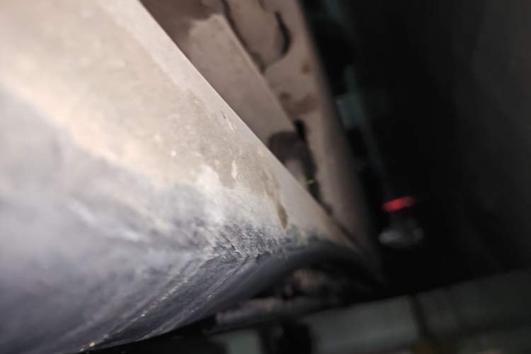 Used Toyota bZ3 2023 616 km Long-Range Premium Right Side Sill